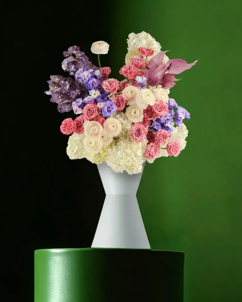 FROSTED BERRY ICE CREAM